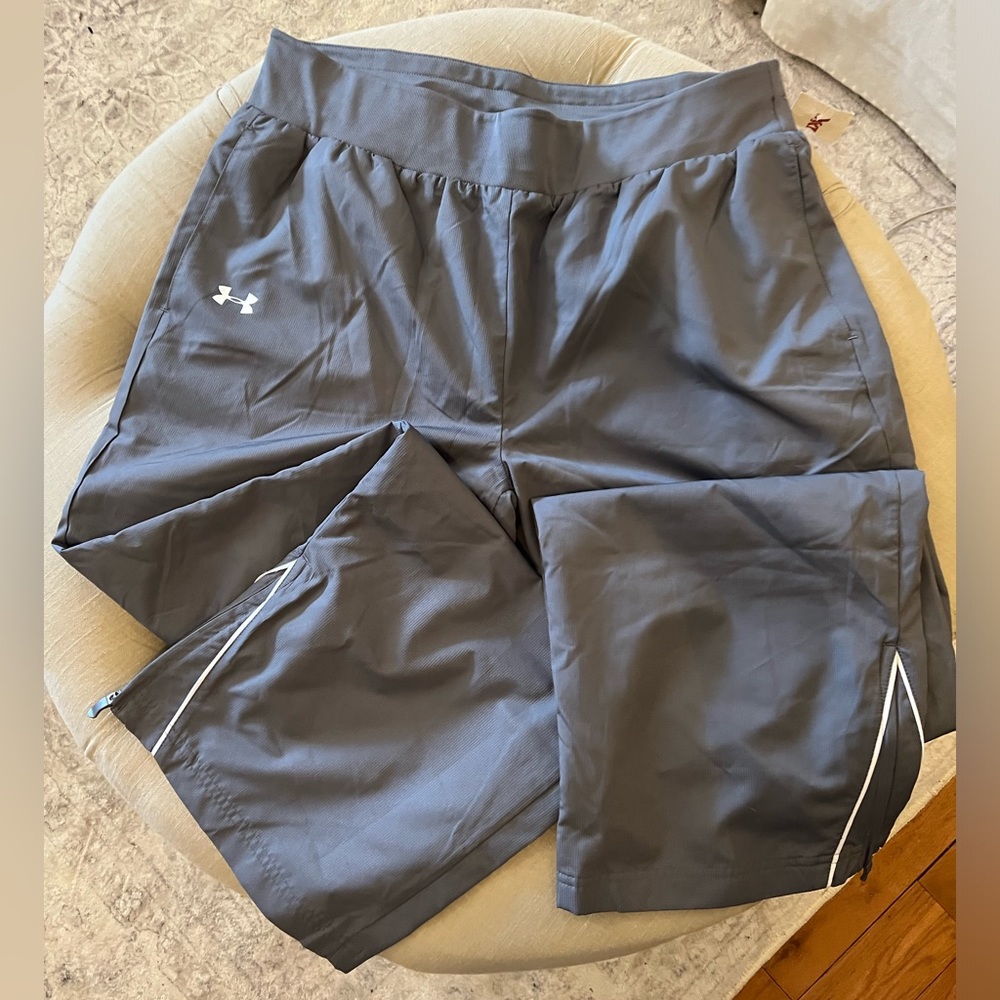 Under Armour Women’s wind breaker pant NWT